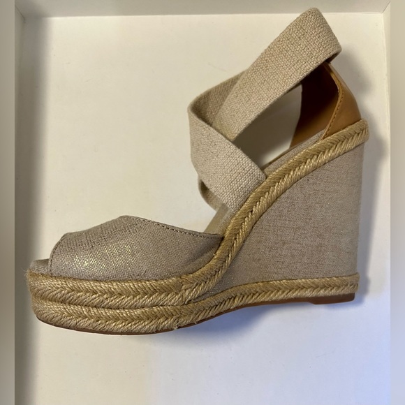 Tory Burch wedged heel, natural honey color - Picture 4 of 7